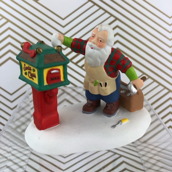 NIB Dept. 56 NORTH POLE Off-Season Santa 4056670 Village Figurines - Retired - Picture 2 of 9